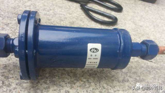 制冷系统里面有水份怎么排除?两个案例告诉你......