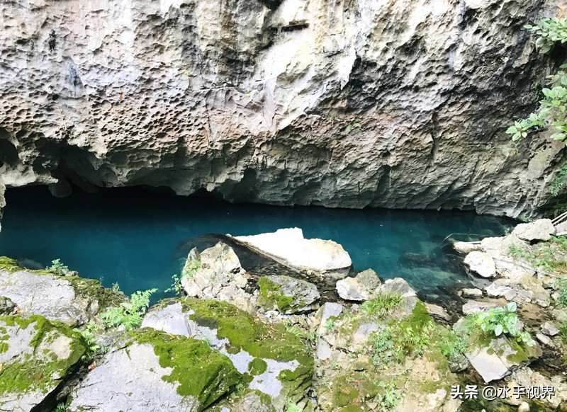 长寿之乡巴马，转型生态旅游，那些景区值得去吗