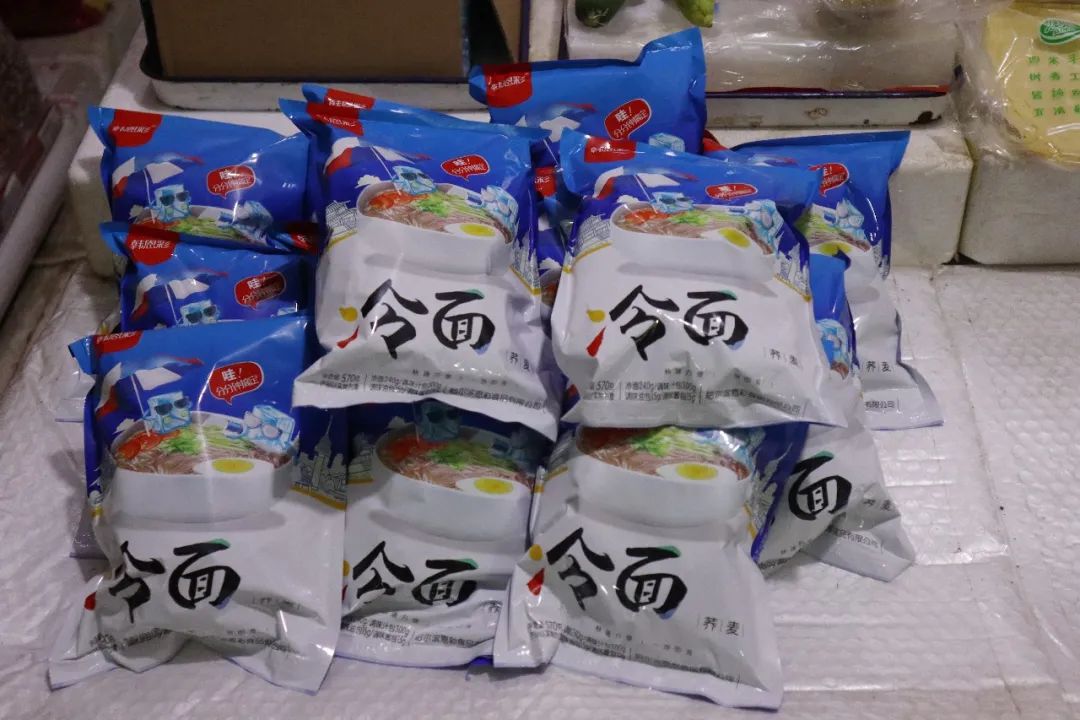 你好，乡愁在成都哪里买