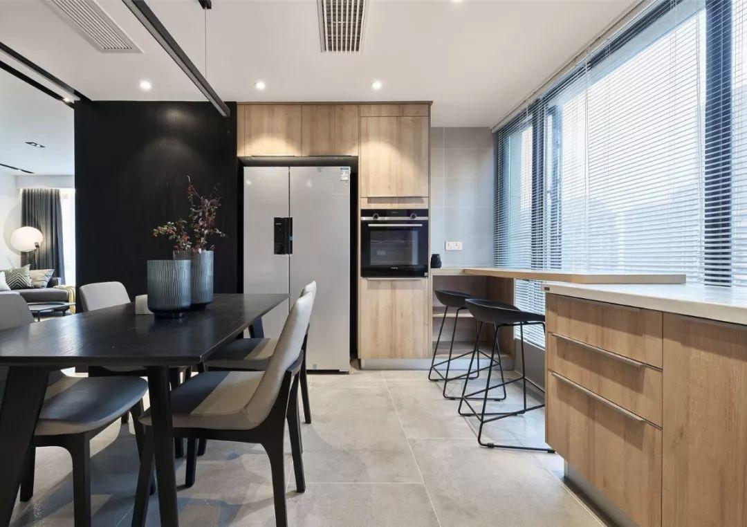 冰箱里的冰很厚教你一招,冰箱老是结厚厚的冰怎么清理