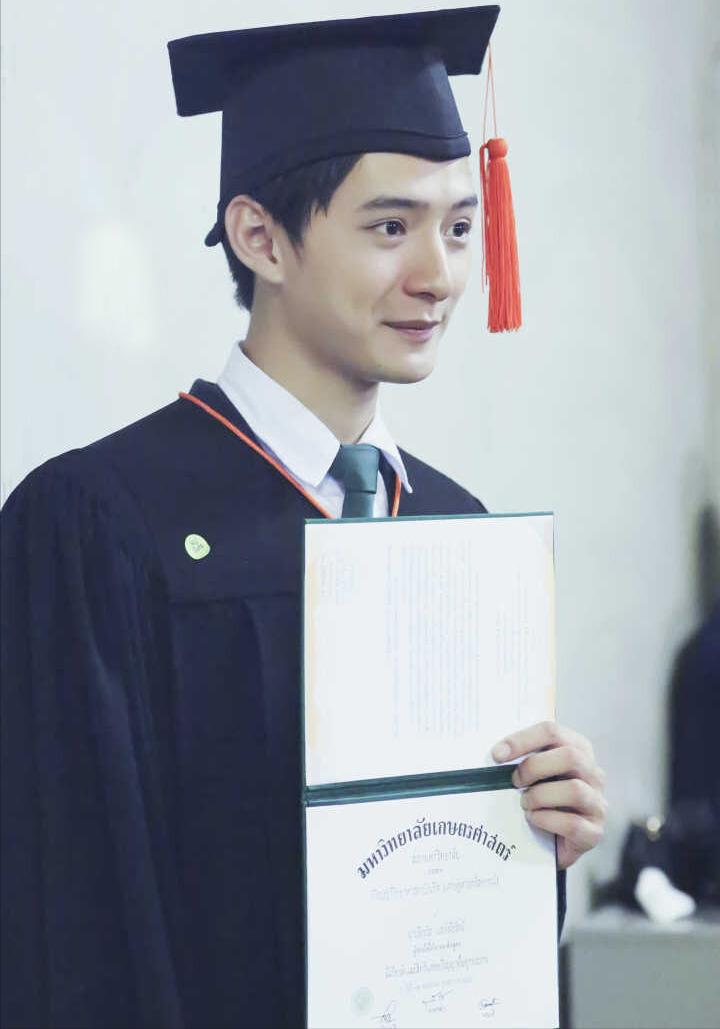 盘点他泰小可爱们的学士照：各个学霸努力又优秀