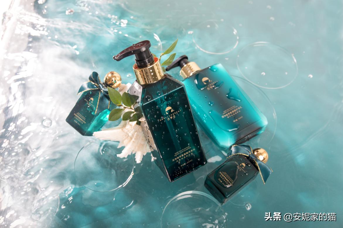 头发自然卷发质硬适合做什么头发,钢卷烫发