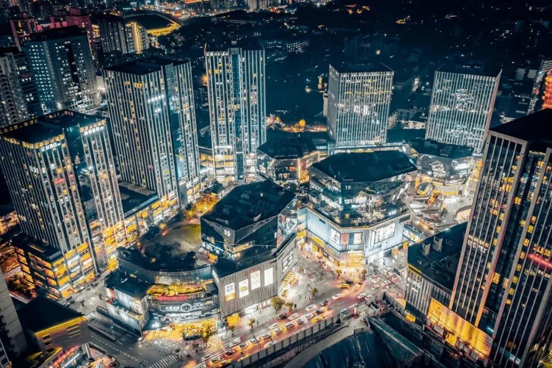 一场“千人大会”，揭示了渝中核心价值的底层逻辑