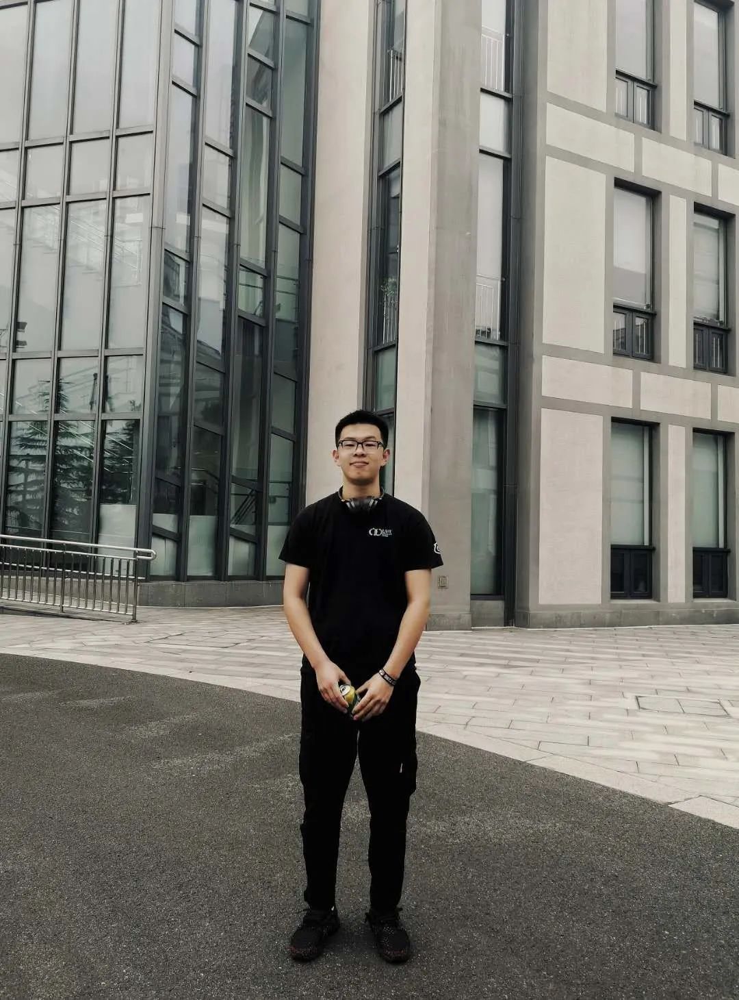 我庆幸没去夏校，这笔钱足够帮10位尘肺病人重获呼吸