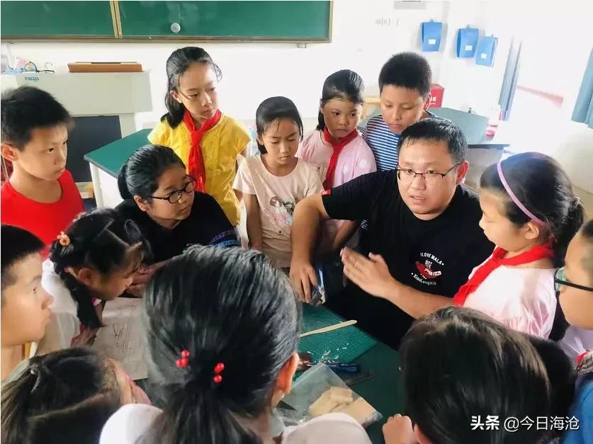 厦门102岁老校藏有“南湖红船”、“古田会议会址”