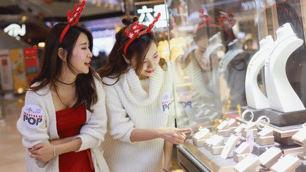 网红品牌+IP赋能,看广州西城都荟焕新突破的“进化公式”!