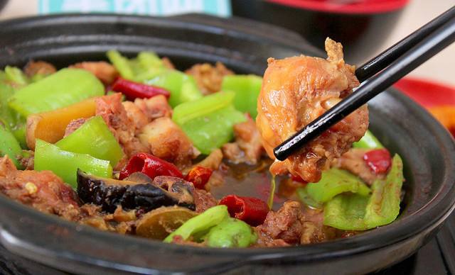 家常黄焖鸡最正宗的做法王刚,家常黄焖鸡肉的做法大全