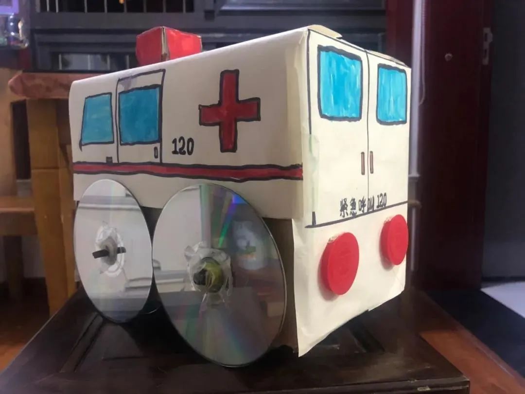 致敬劳动者手工小礼物,关于感恩主题的精致手工