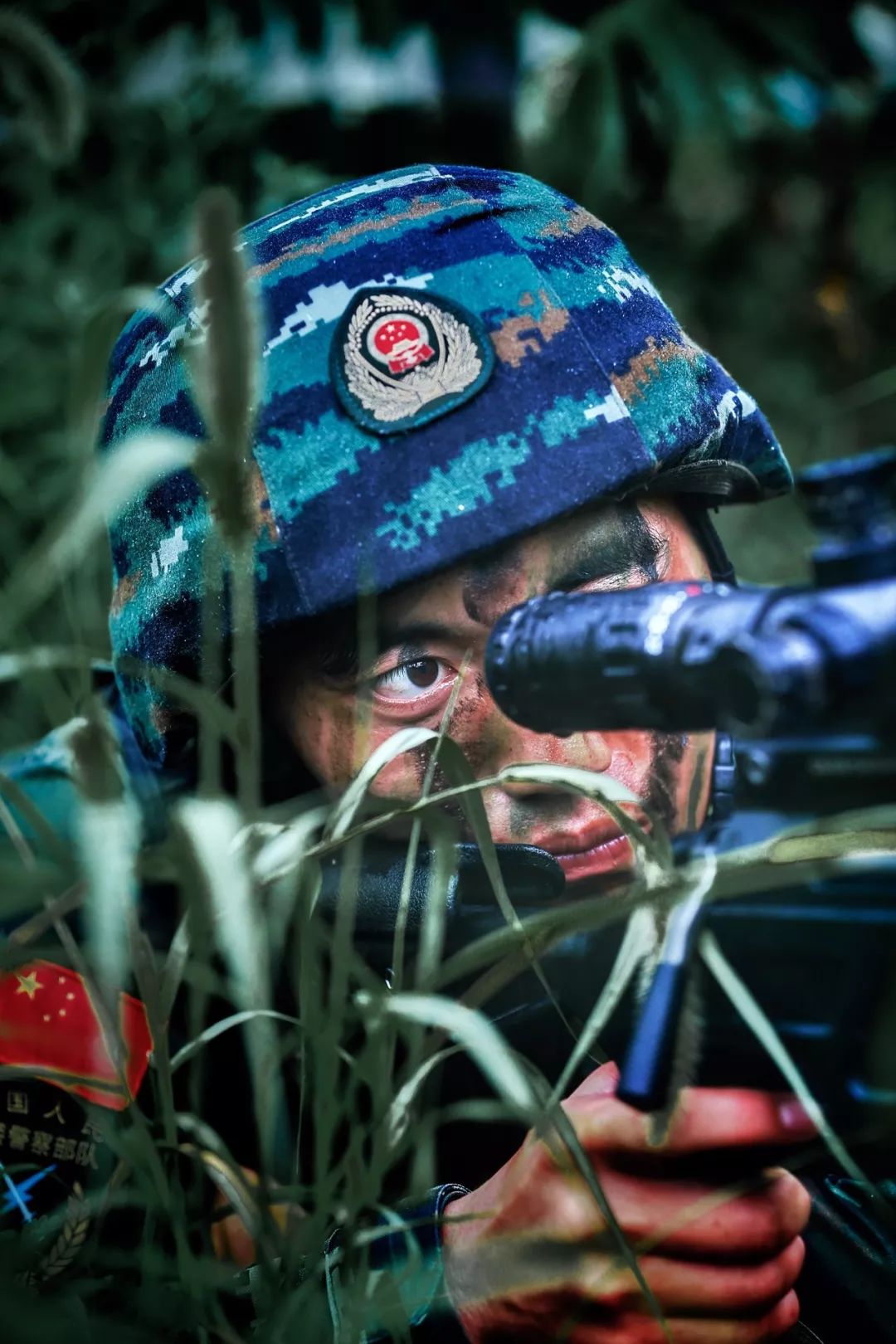 中国最美特警视频,中国最美警察背影