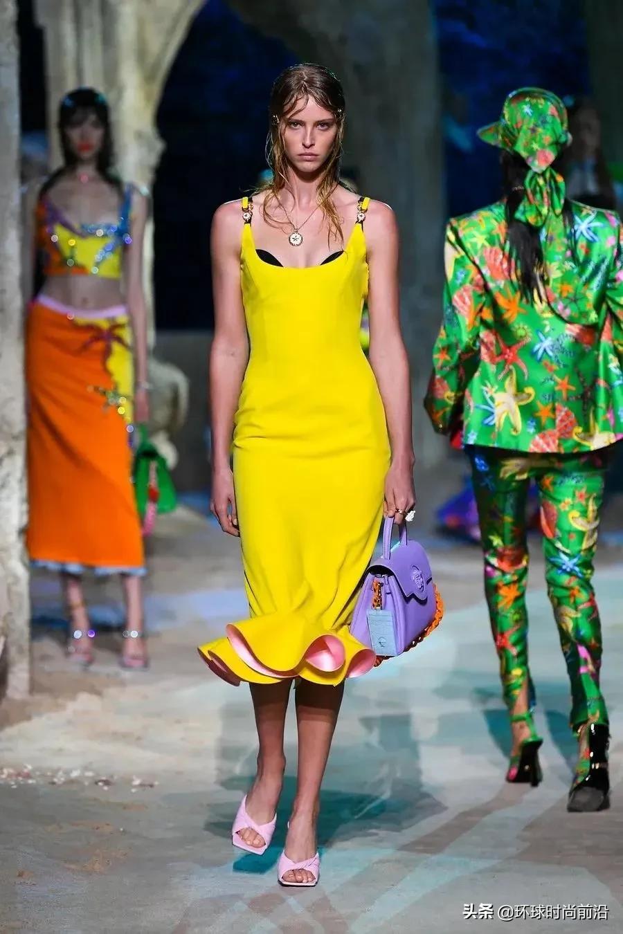 versace ss22鏄ュ (versace ss 2016)