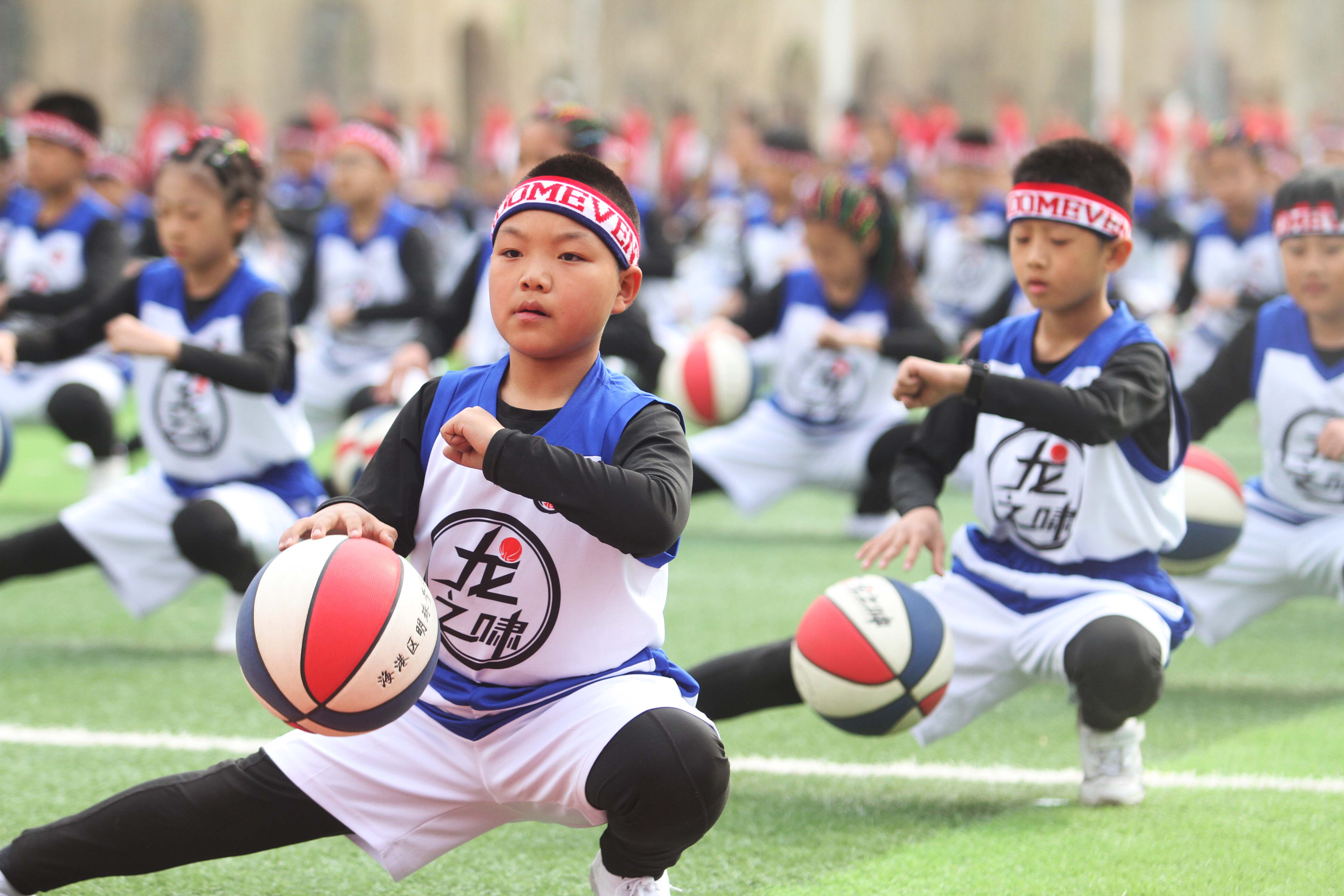 港城师生唱响运动之春序曲