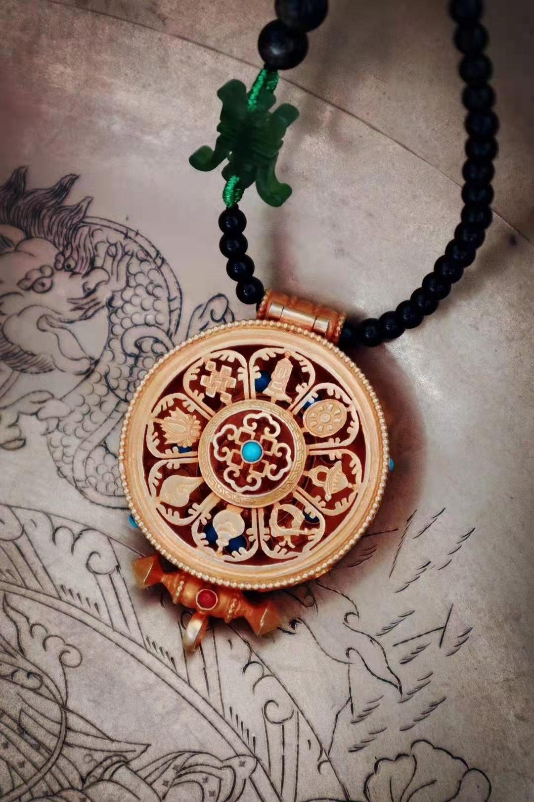 珠宝首饰盒不可或缺的一款,珠宝盒可以干嘛