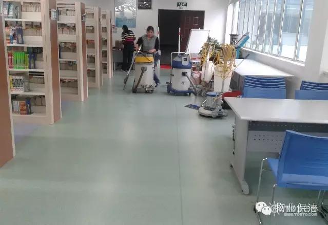 退蜡如何操作,落蜡的正确方法和注意事项