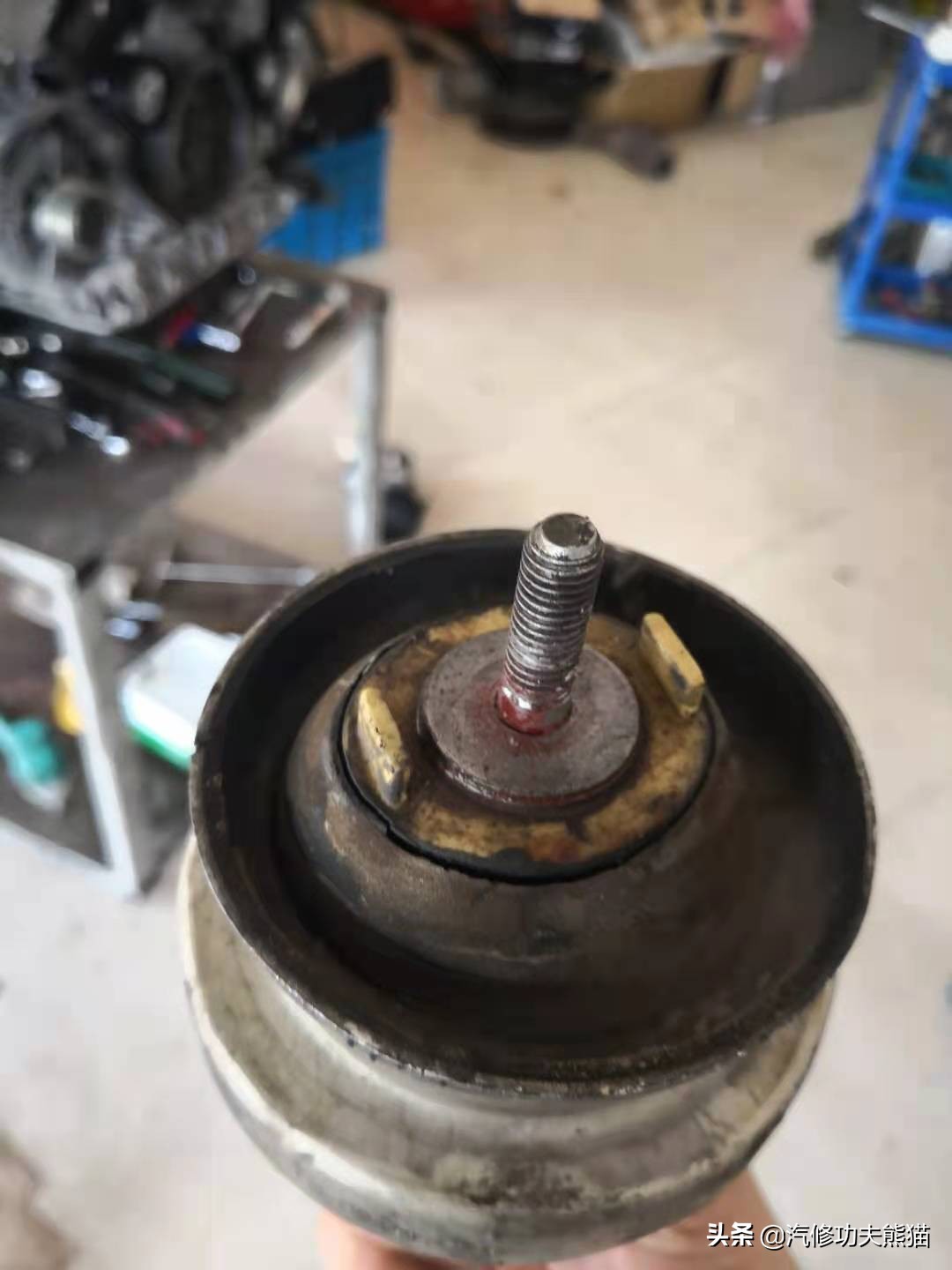 16万km的奥迪a62.0t烧不烧机油,13款2.0t奥迪a6l烧机油