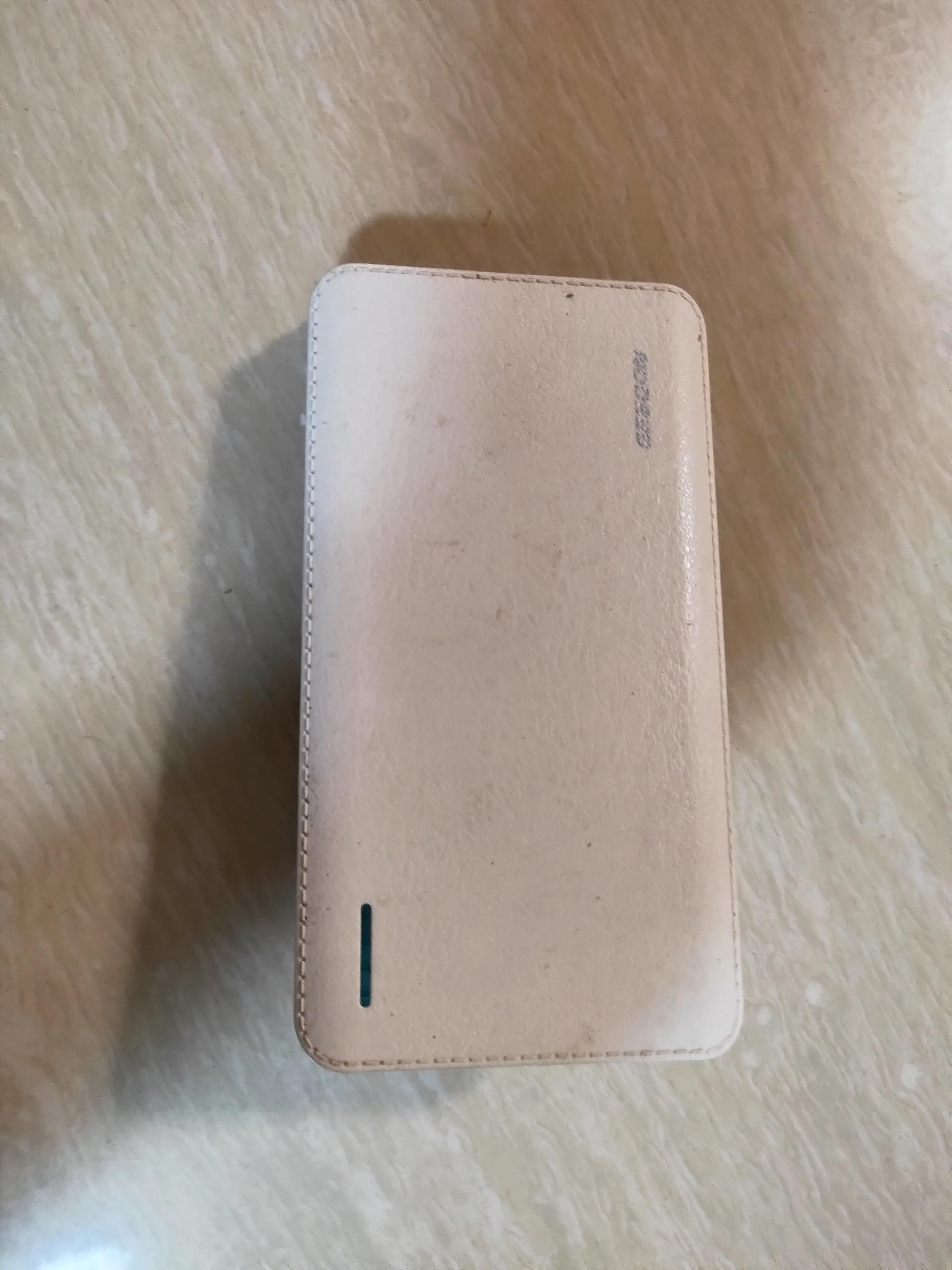 鼓包裂开的充电宝如何处理,小米充电宝鼓包开裂