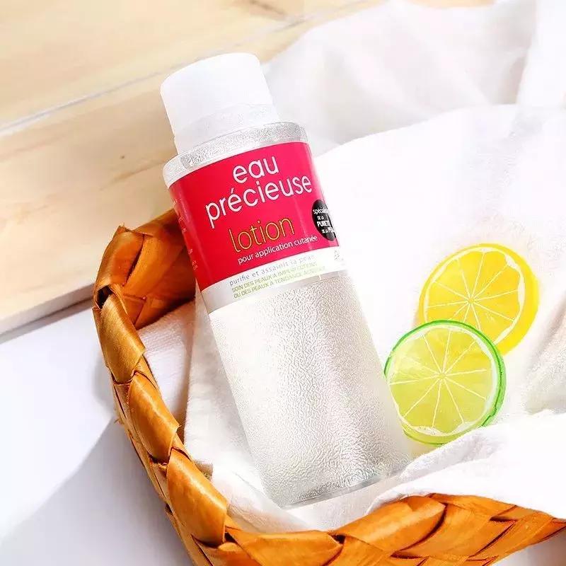 用精华水还是爽肤水好,用精华水好还是爽肤水好