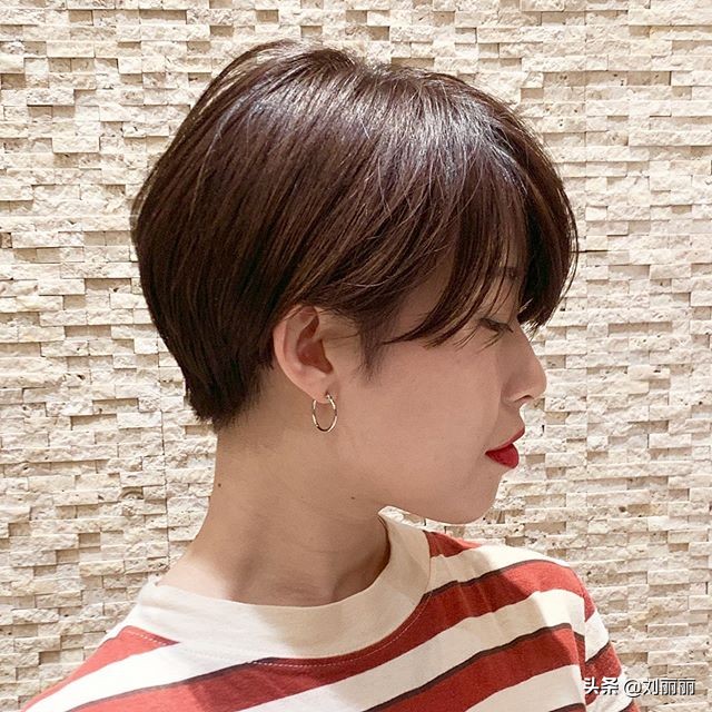 推荐几款好看的时尚短发,一款适合你的精致短发