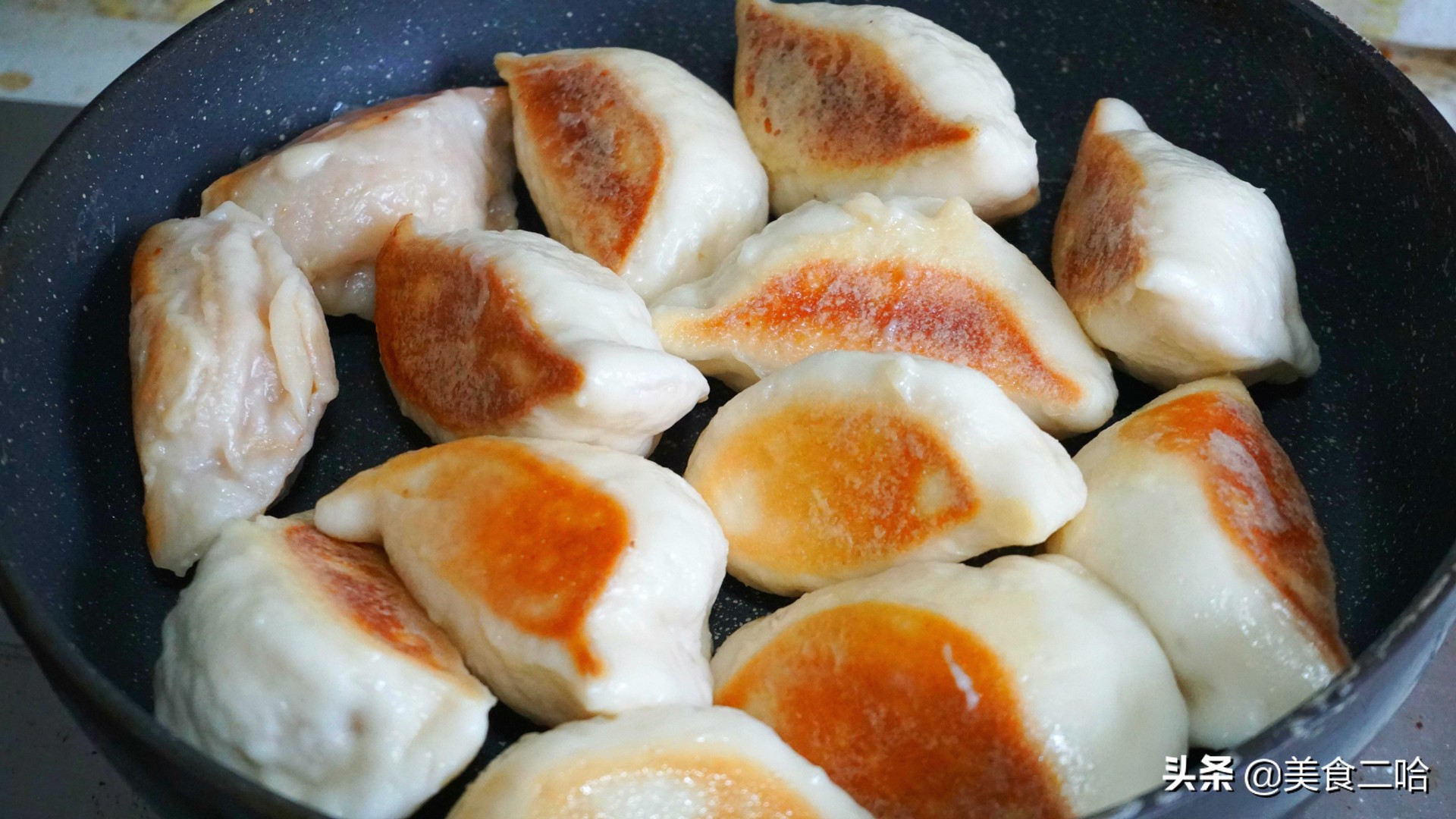 薄皮老面水煎包的做法和配方,半成品薄皮包子怎么做水煎包