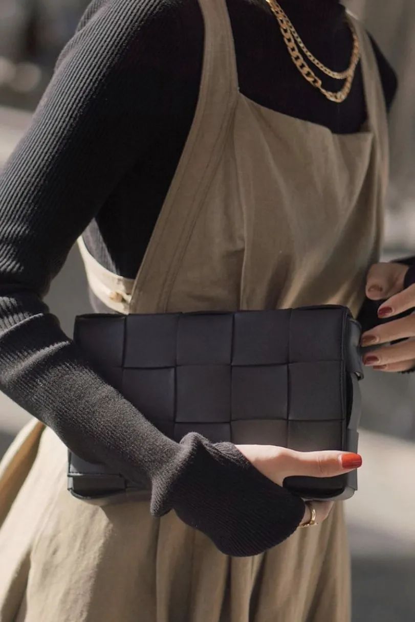 为什么那么多大牌的包包,那么多包为什么一定要买一只lv