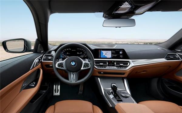 滴三滴汽车机油性能翻3倍！速马力遭网友怒撕：智商放大剂