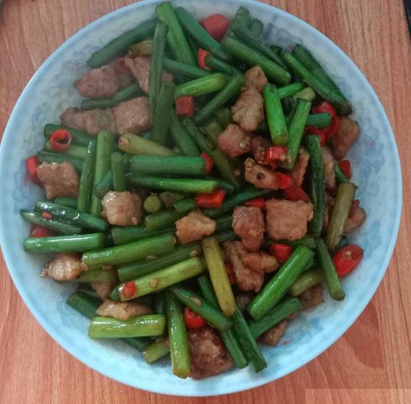 蒜苔可以素炒,蒜苔不放辣怎么炒好吃