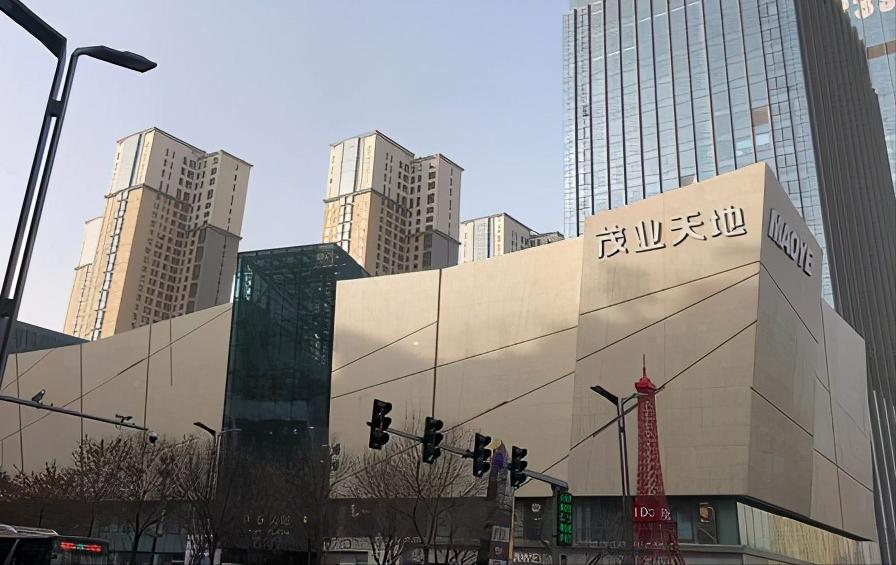 和小赵看太原沉浸式打卡茂业天地,和小赵去西安玩