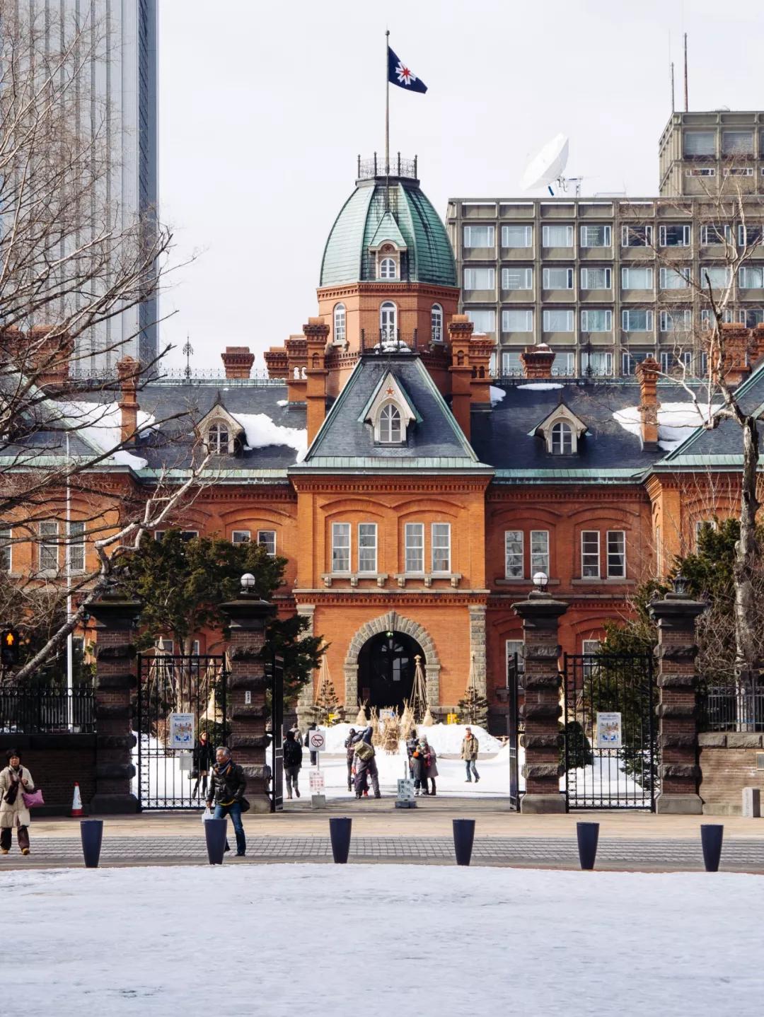 一条让你经历四季的旅游线路,一条绝美自驾游路线图