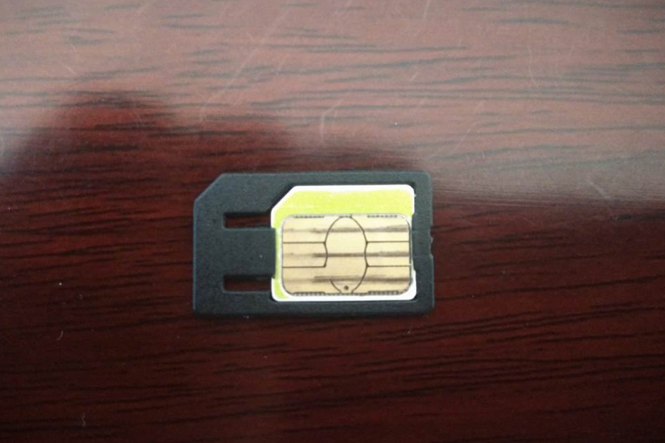 苹果手机显示无Sim卡怎么回事,苹果手机插入sim卡显示无服务