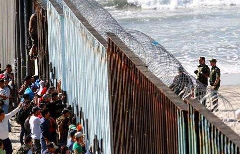 美国顶级边境墙 (美国建边境墙效果)