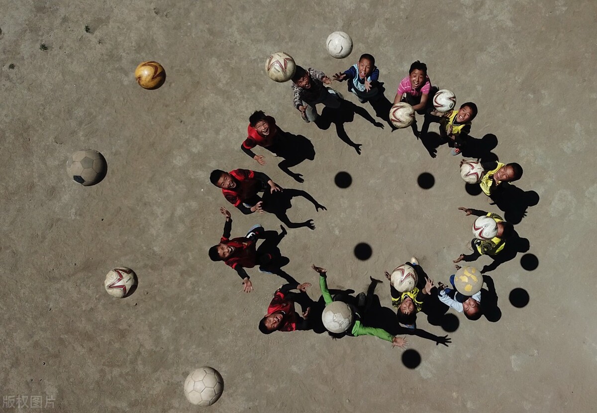 白岩松关于足球的理解,白岩松懂球么