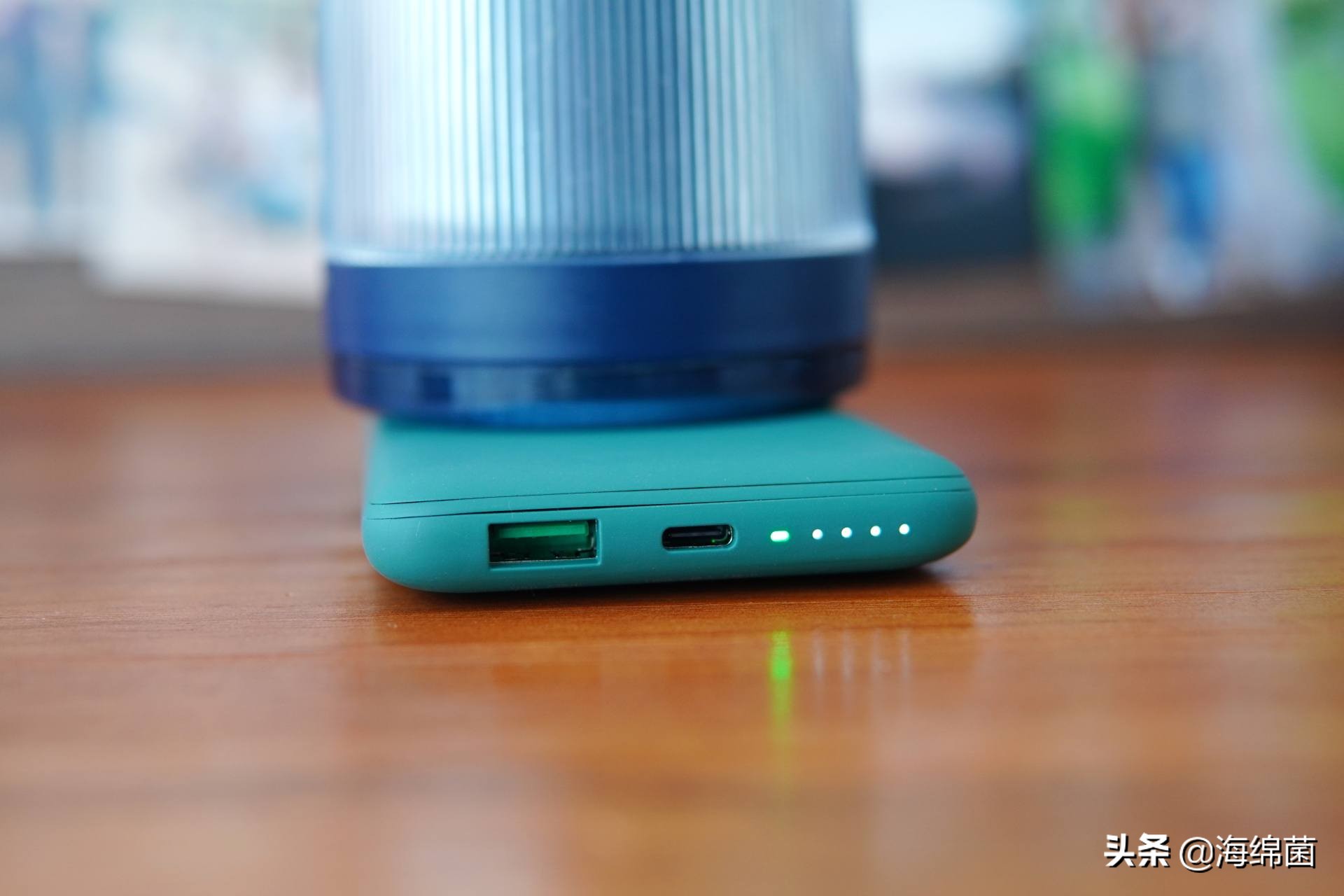 折叠充电宝闪充最新款,黑科技通用型无线充电宝