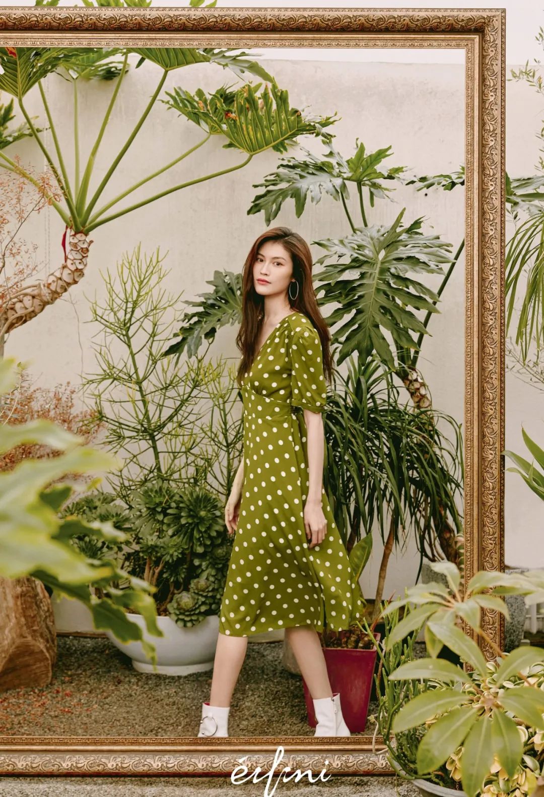 穿裙子要搭配什么鞋子才好看呢,红色上衣黑色裙子配什么鞋子好看