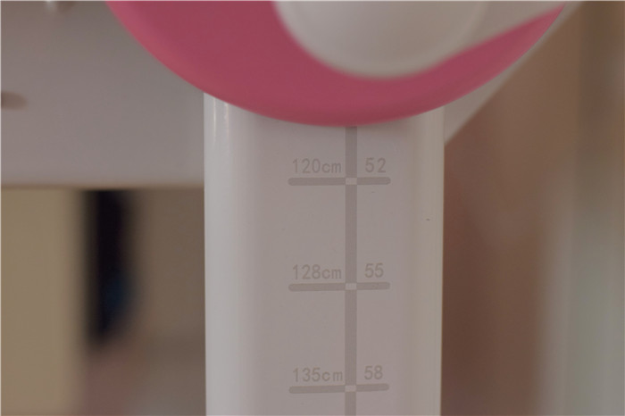 爱果乐学习桌椅调整方法视频,爱果乐儿童学习桌椅怎么搭配