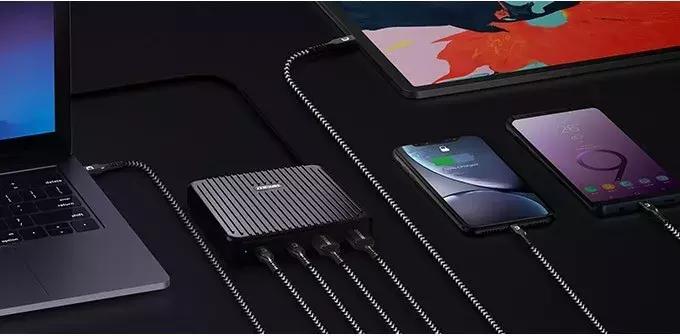 给你一座超大的能源库，SuperTank让你出门在外底气十足