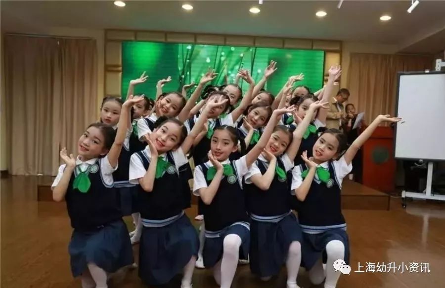 上海最美高中校服,上海小学校服好看前十名