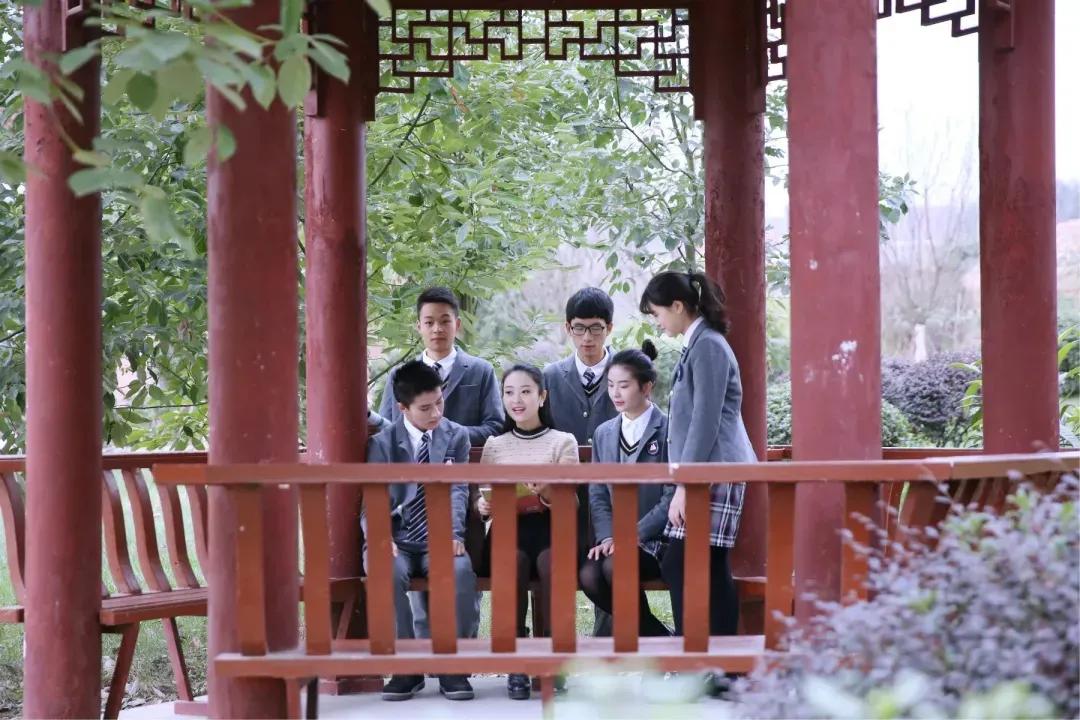 绵阳南山实验学校学生文科上线率,绵阳南山中学和绵阳南山实验学校