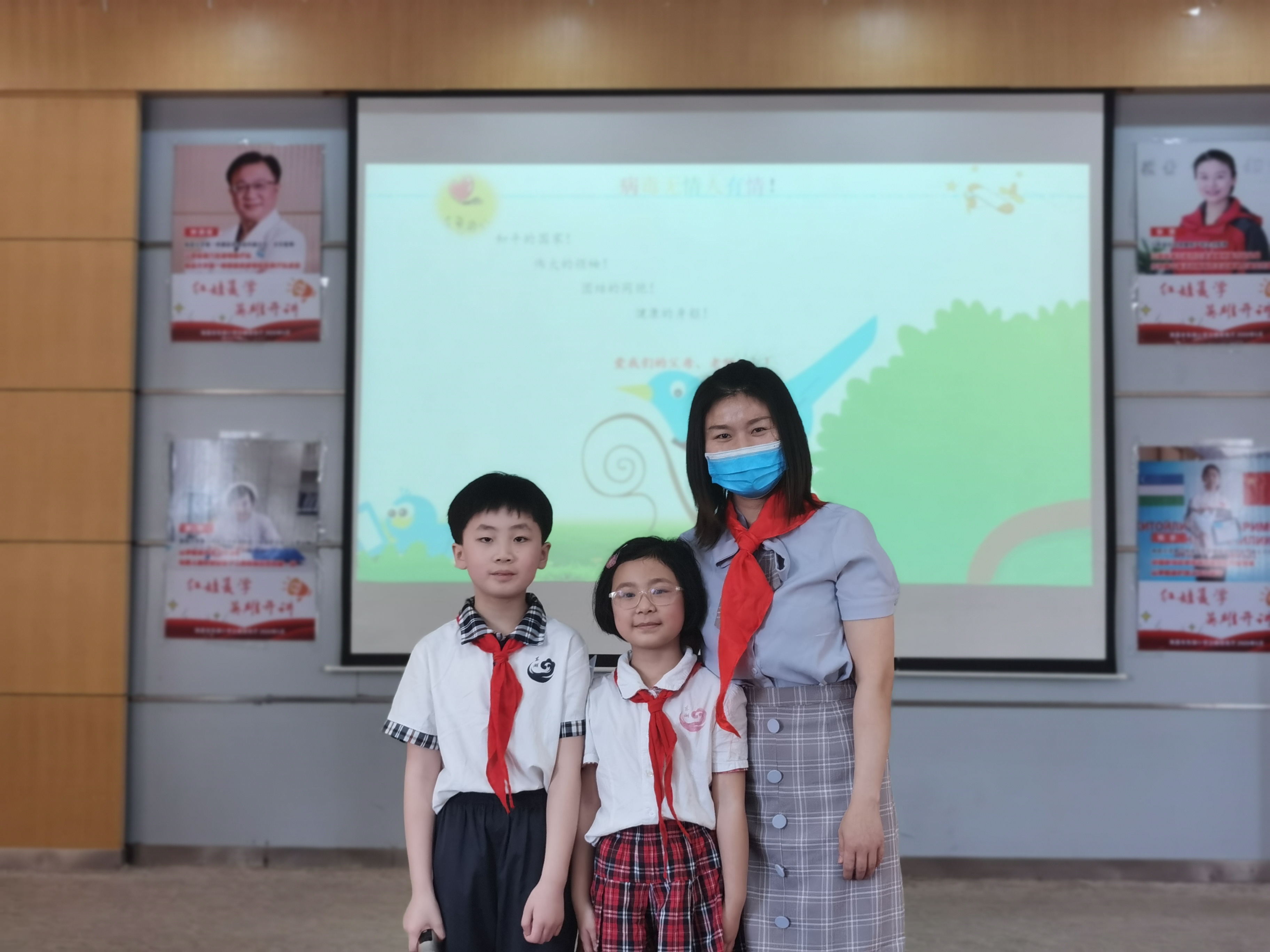 礼赞抗疫英雄弘扬抗疫精神,学习抗疫先进事迹致敬抗疫英雄