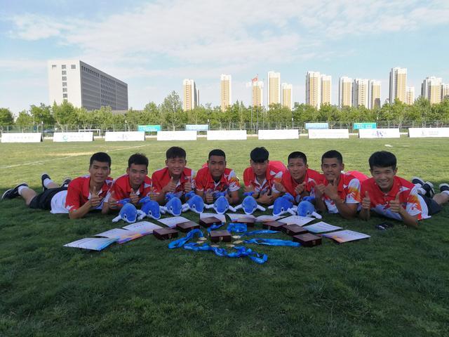 这群无声世界的少年，代表河北踢出全国冠军