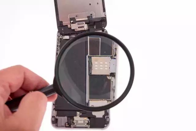 手机进水怎么办？别怕，用上这几招就行