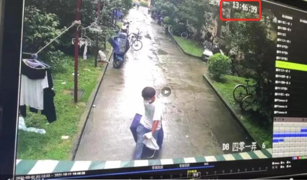 上海一女子遇害后被藏尸行李箱,上海女子行李箱抛尸