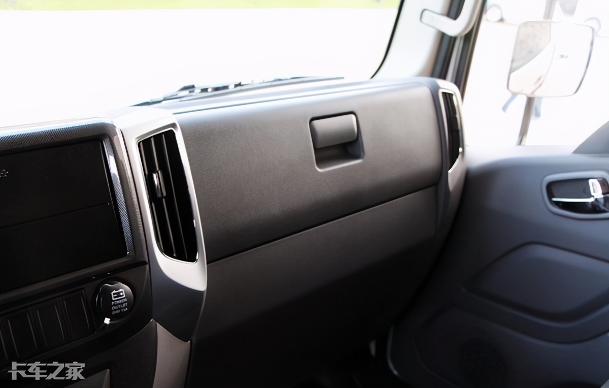 轻量化轻卡视频,轻量化宽体轻卡