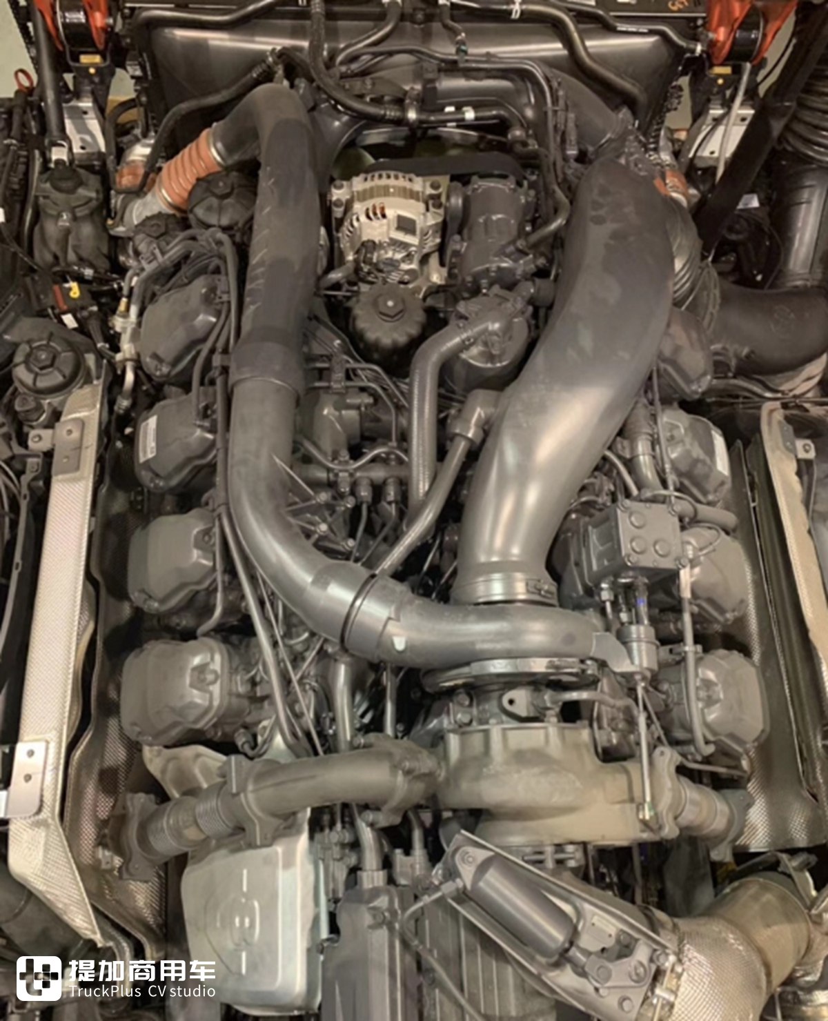 斯堪尼亚卡车的动力之王，730马力的V8发动机到底有多强？