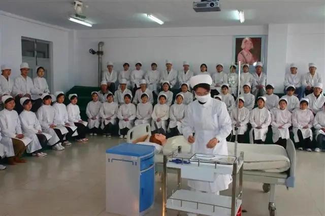 护理专业考什么证,护理专业毕业论文