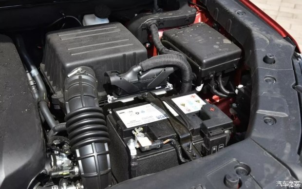 发动机总发生轻微爆震,发动机突然爆炸是怎么回事