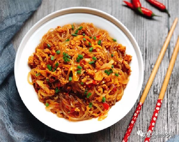 炒粉丝的最好方法,炒粉丝怎么炒粉丝不坨不粘锅