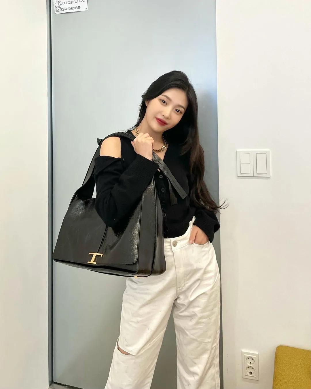 明星同款针织衫日常穿搭,秋天衣服推荐女毛衣