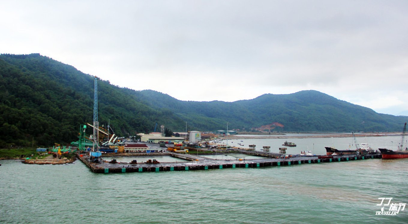 形容一个邮轮很豪华很大怎么说,不动声色可以形容美景吗