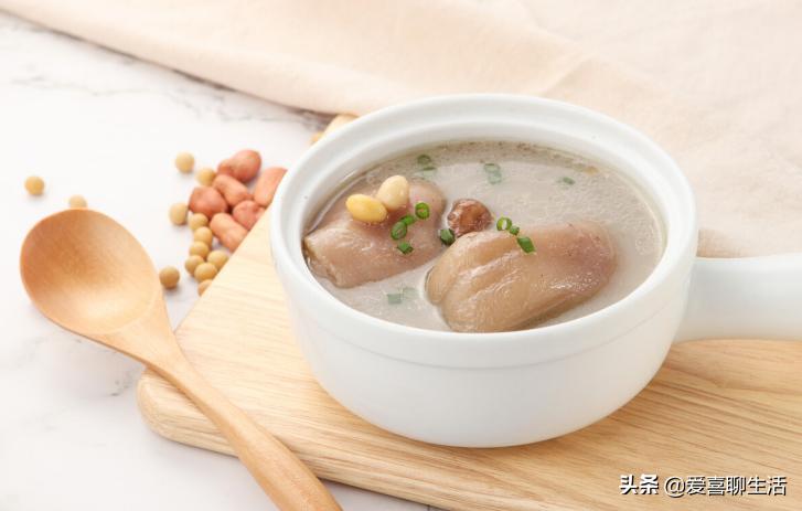 宝妈吃什么下奶快又多？催奶师分享的4种下奶汤，赶紧学起来