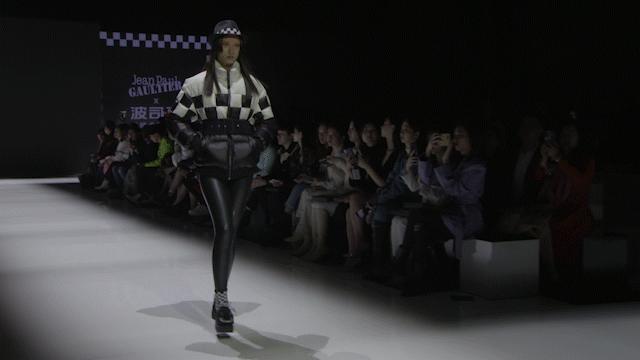 波司登米兰时装周杨幂李宇春,李宇春波司登同款