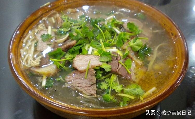 大厨20年经验总结出4个炖肉秘诀,五星级大厨炖牛肉汤做法